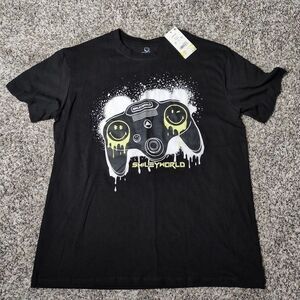 NWT Smiley World GAME ON Boys Tshirt Size Large (10/12) Video Games Black